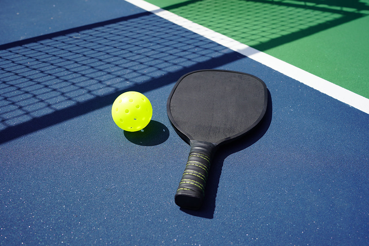 https://gatorstrike.com/blogs/news/how-to-serve-in-pickleball